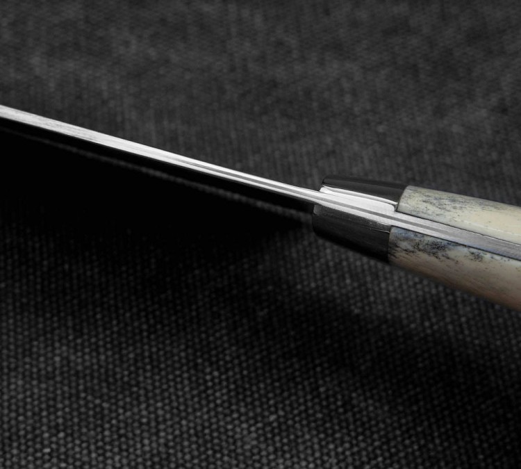 Takeshi Saji SRS-13 Róg Jeleni Nóż Santoku 18cm