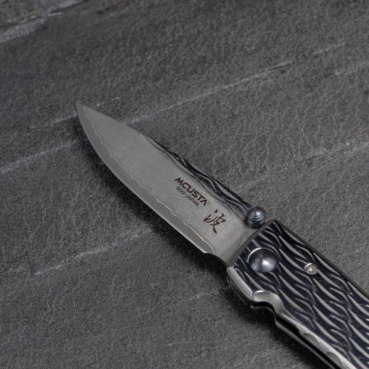 Mcusta Nami Small Damascus VG-10 Japoński Nóż Składany 7cm