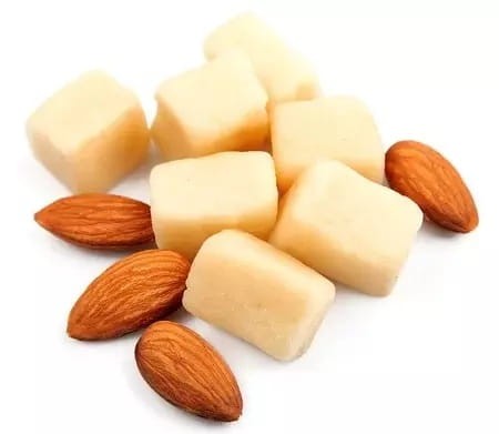 Cukier Marcepanowy z Migdałów Aromatyczny z Marcepanem Do Wypieków 100g SKWORCU