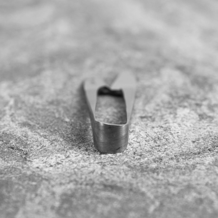 Kanetsune Japońskie Nożyczki Nigiri-Basami Migaki SK-5 12 cm