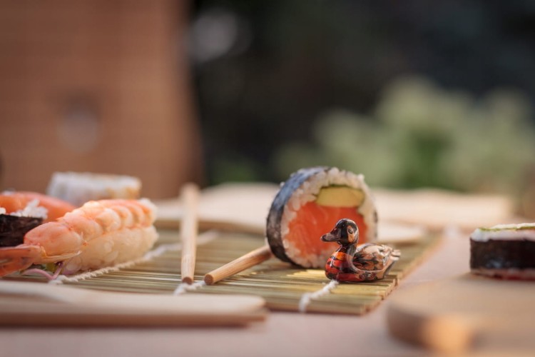 Zestaw Maszynka Roller Do Robienia Sushi Z Rolką Mata Nóż Biała Bazooka