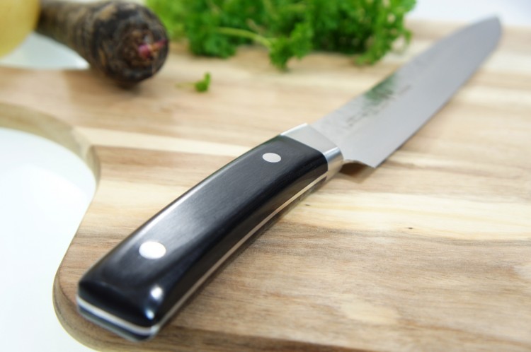 Nagomi Kuro Nóż Do Porcjowania 25cm