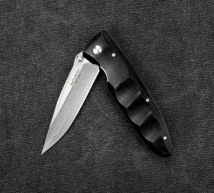 Mcusta Zanmai Classic Wave Black Pakka Damascus Japoński Nóż Składany 8,5cm