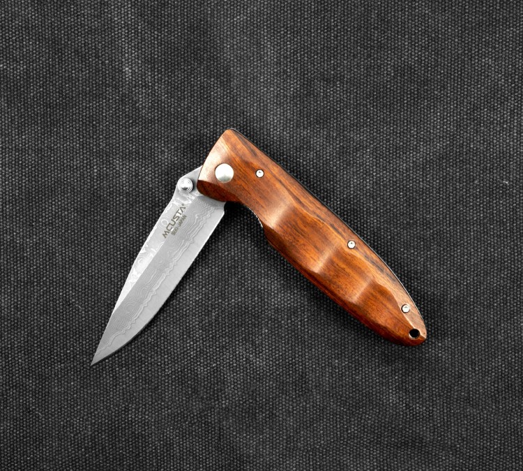 Mcusta Classic Wave Iron Wood Damascus Japoński Nóż Składany 8,5cm