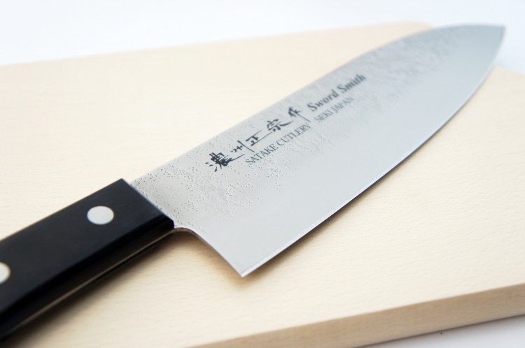 Satake Nashiji Black Pakka Japoński Nóż Kuchenny Santoku Do Warzyw 17cm