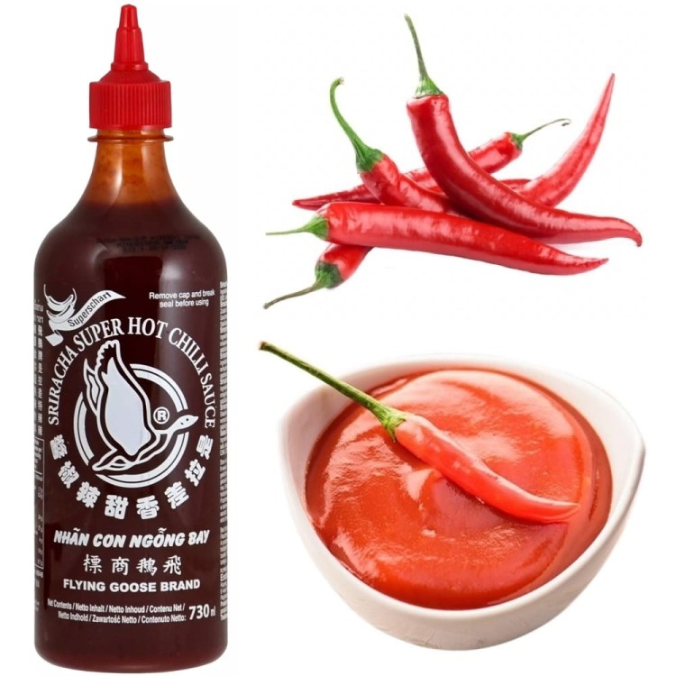 Sos Chilli Sriracha Bardzo Ostra Czerwona Nakrętka 730ml FLYING GOOSE BRAND