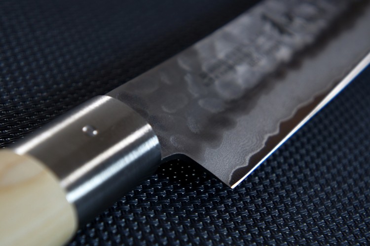 Nagomi Shiro Nóż Do Porcjowania 25cm