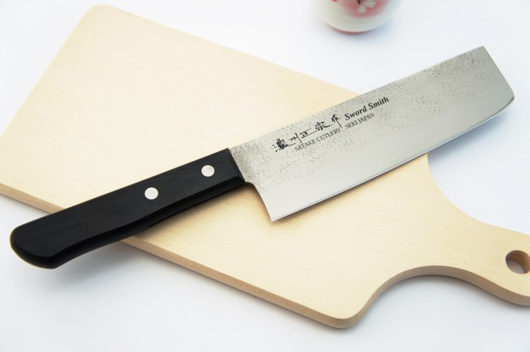 Satake Nashiji Black Pakka Japoński Ostry Nóż Nakiri Tasak Do Siekania 16cm