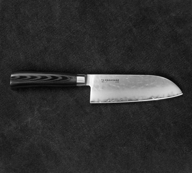 Tamahagane Tsubame Black VG-5 Japoński Nóż Kuchenny Santoku 61HRC 12cm