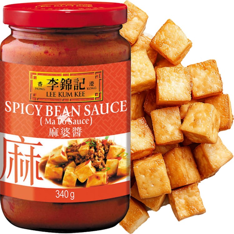 Sos z Fasoli i Papryczek Chilli Do Ma Po Tofu 340g LEE KUM KEE