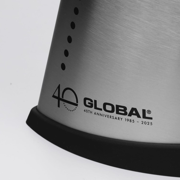 Global Japoński Stalowy Blok Na 9 Noży w Kształcie Żaglowca Limited 40th Anniversary GKB-52/40AN