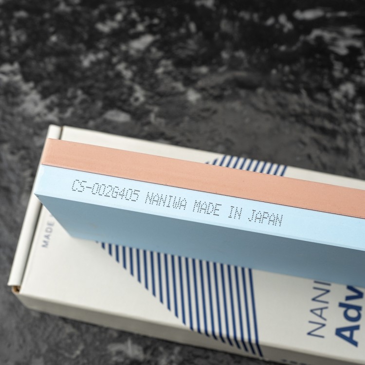 Naniwa Advanced 20mm Japoński Dwustronny Kamień Do Ostrzenia Noży 1000/3000