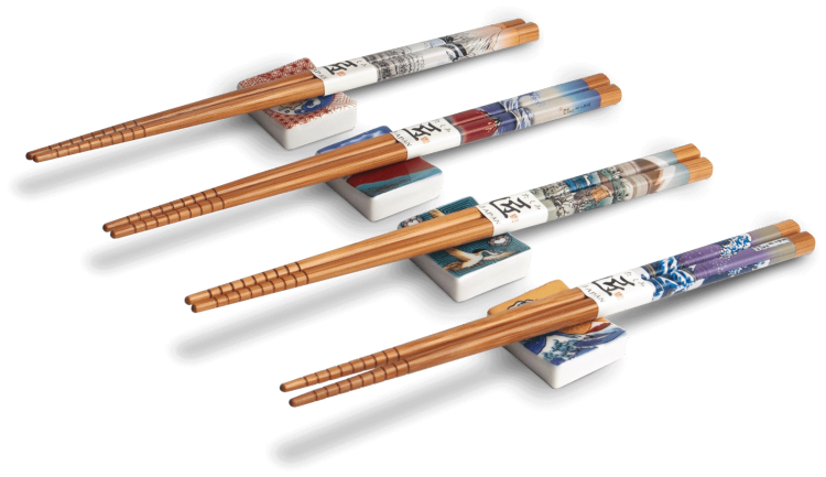 Zestaw Eleganckich Japońskich Pałeczek z Podstawką w Pudełku Japoński Motyw 4 Pary 22,5cm