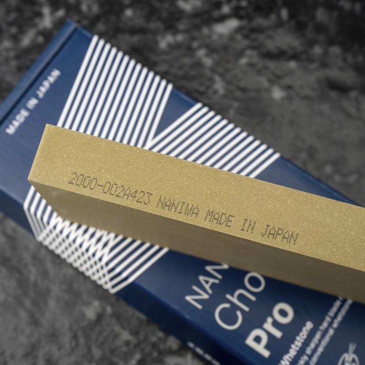 Naniwa Chocera Pro Japoński Kamień Splash&Go Do Ostrzenia Noży #2000