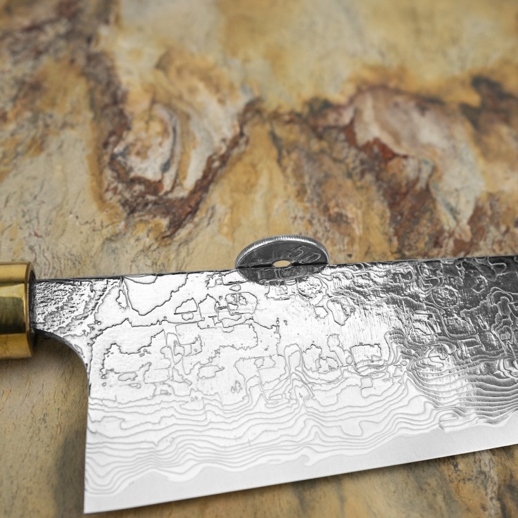 Takeshi Saji Art Tori Fuji On Lake Ręcznie Kuty R-2 Japoński Nóż Kuchenny Santoku 18cm + Saya