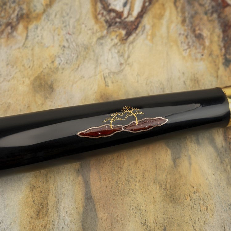 Takeshi Saji Art Tori Fuji On Lake Ręcznie Kuty R-2 Japoński Nóż Kuchenny Santoku 18cm + Saya