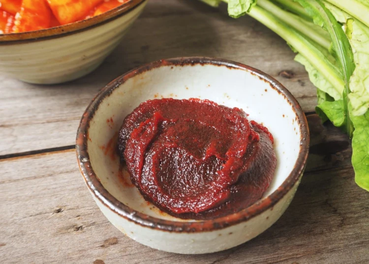 Koreańska Paprykowa Pasta Chili Gęsta Ostra Gochujang VEGAN 500g BIBIGO