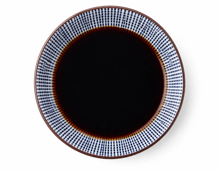 Ceramiczna Okrągła Miseczka Do Sushi Niebiesko Biała TOKUSA Średnica 9,8cm Wysokość 2,5cm EMRO AZIATICA