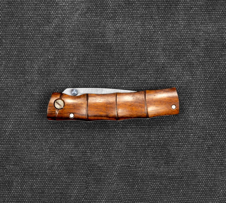 Mcusta Emotion Iron Wood Damascus Japoński Nóż Składany 6,5cm