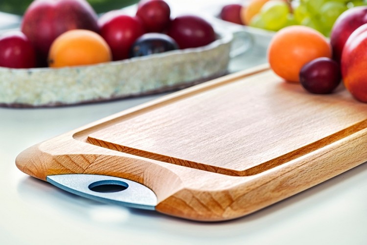 Prostokątna Drewniana Deska z Uchwytem Bukowa Frezem 36 x 20 x 1,9cm BREKA