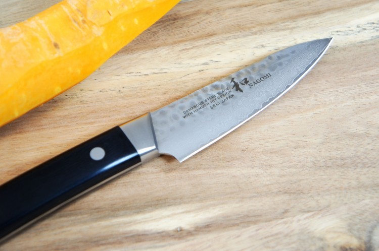 Nagomi Kuro Japoński Nóż Kuchenny Do Obierania Owoców i Warzyw 58 HRC 10cm