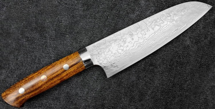Takeshi Saji R2 Diamond Nóż Ręcznie Kuty Santoku 18cm