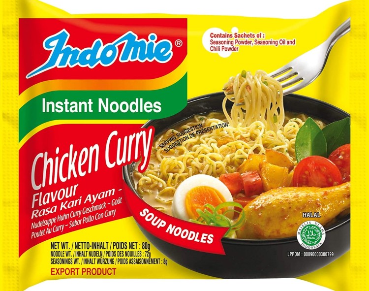 Indonezyjski Makaron Zupka KURCZAK CURRY Instant Chicken Noodles Soup 80g INDOMIE