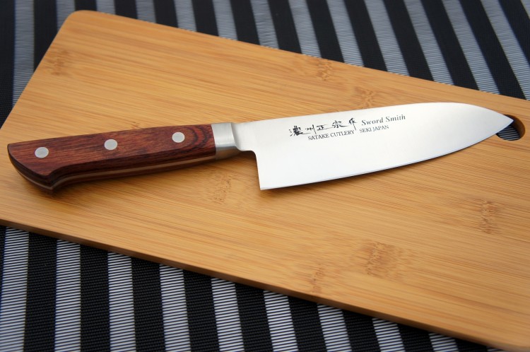 Satake Kotori Japoński Ostry Nóż Kuchenny Santoku Do Warzyw 56-58 HRC 17cm