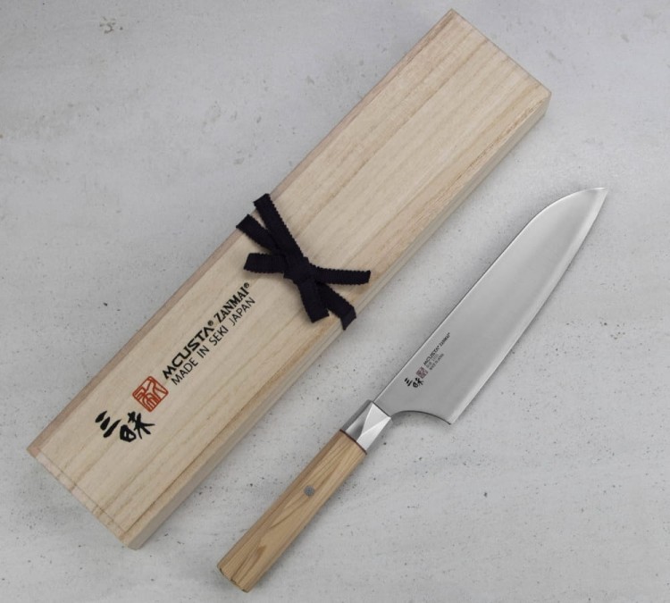 Mcusta Zanmai Beyond Aogami Super Japoński Nóż Santoku Do Warzyw 63HRC 18cm