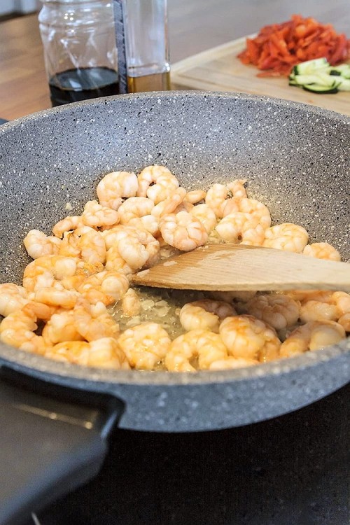 Patelnia Wok z Twardego Aluminium 28cm Wielofunkcyjna Non-Stick FLONAL