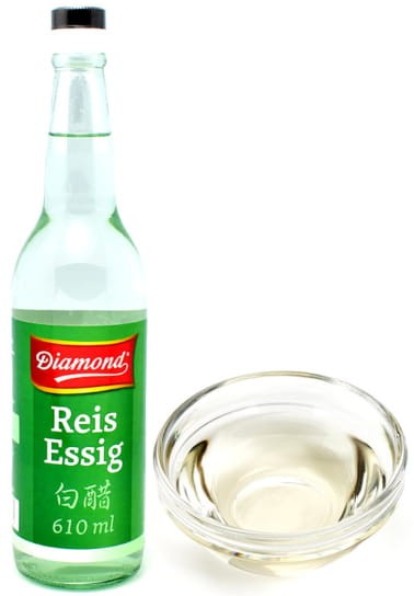 Chiński Ocet Ryżowy z Ryżu Biały Do Sushi Sałatek i Kwaśnych Potraw 610ml DIAMOND