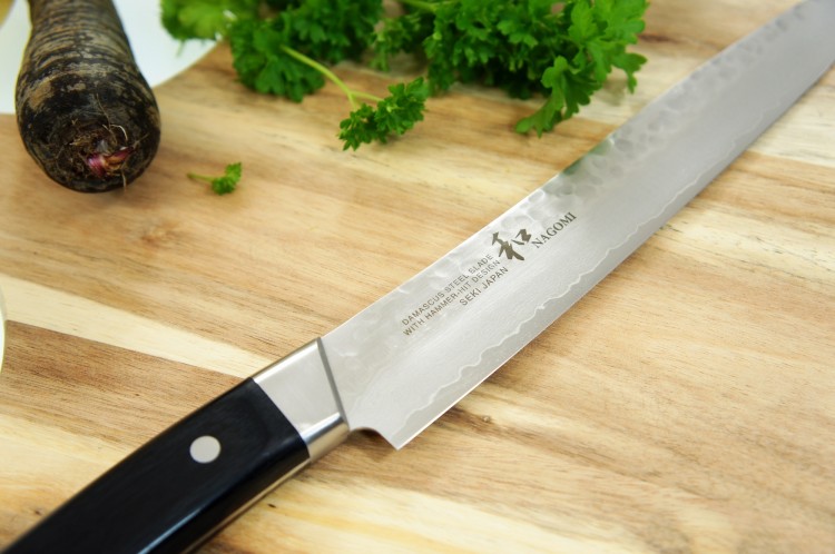 Nagomi Kuro Nóż Do Porcjowania 25cm