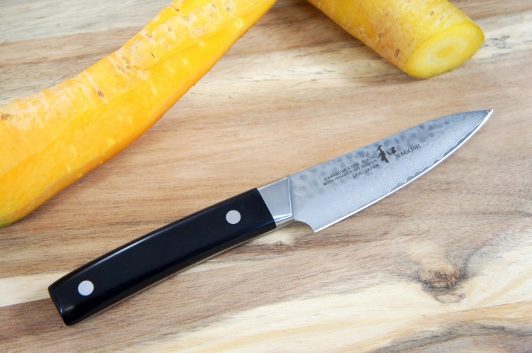 Nagomi Kuro Japoński Nóż Kuchenny Do Obierania Owoców i Warzyw 58 HRC 10cm
