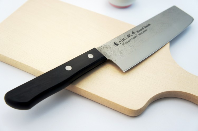 Satake Nashiji Black Pakka Japoński Ostry Nóż Nakiri Tasak Do Siekania 16cm