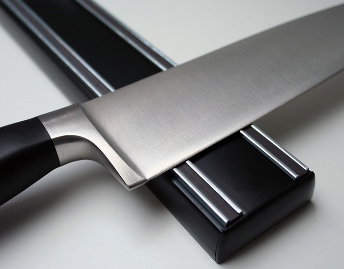 BISBELL Metalowa Listwa Magnetyczna Czarna Na Noże 50cm 500mm B44X50