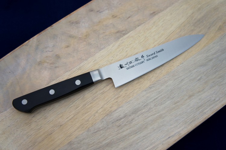 Satake Satoru Japoński Ostry Nóż Kuchenny Uniwersalny 56-58 HRC 13,5cm