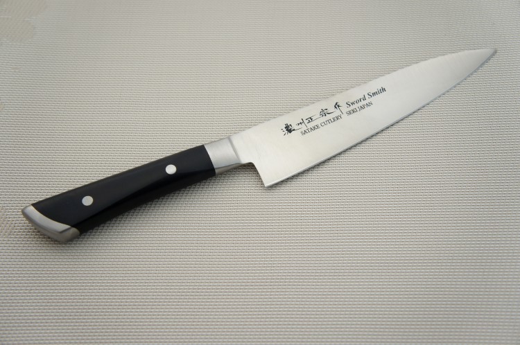 Satake Hiroki Japoński Ostry Nóż Kuchenny Szefa Kuchni 56 HRC 18cm