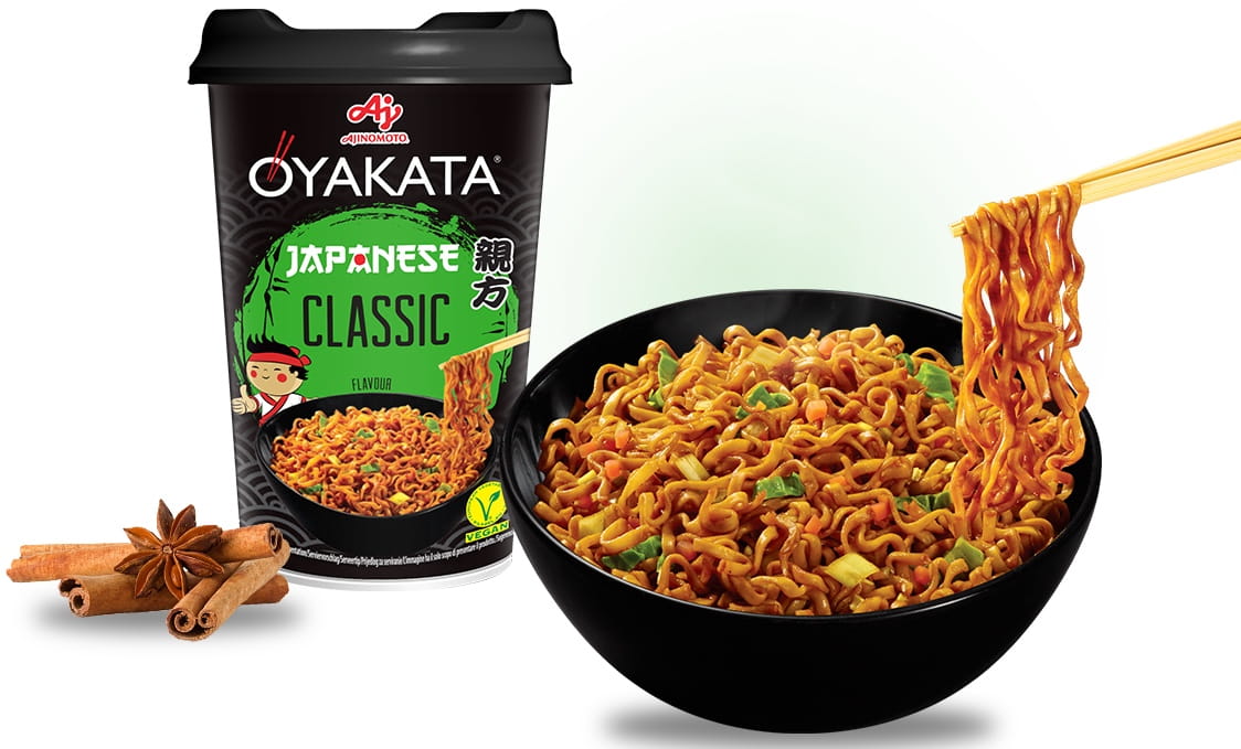 Zupka Makaron Błyskawiczny Japoński Classic Cup 93g OYAKATA