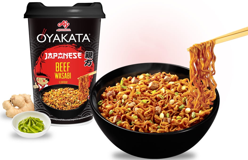 Zupka Makaron Błyskawiczny Wołowina Wasabi Cup 93g OYAKATA
